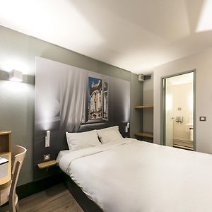 B&B HOTEL Toulouse Cité de l'Espace Mouchotte